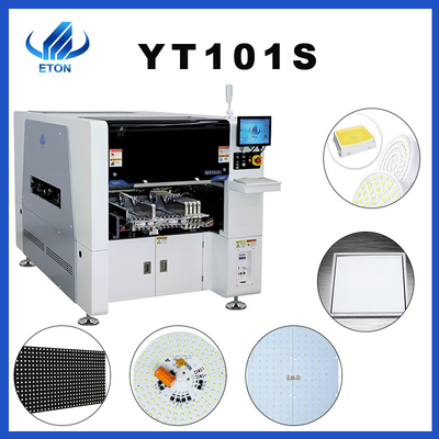 φω'τα 10 οδηγήσεων κεφαλιών που κατασκευάζουν το τσιπ SMD που τοποθετεί τη μηχανή επεξεργασίας PCB